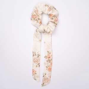 ROMANTIC ROSIE WHITE